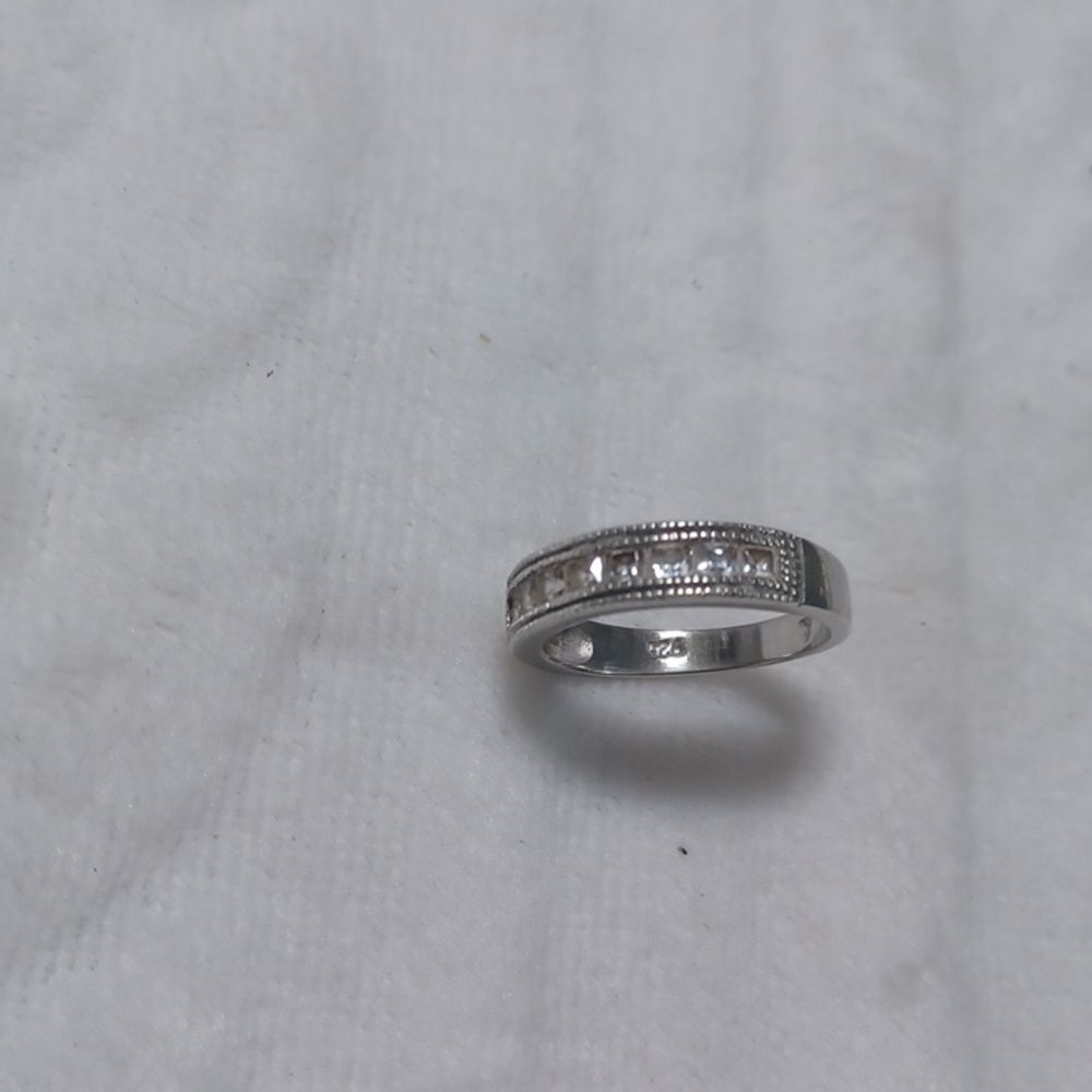 Sterling Silver  925  Zirconia Gems Band Ring 7.5